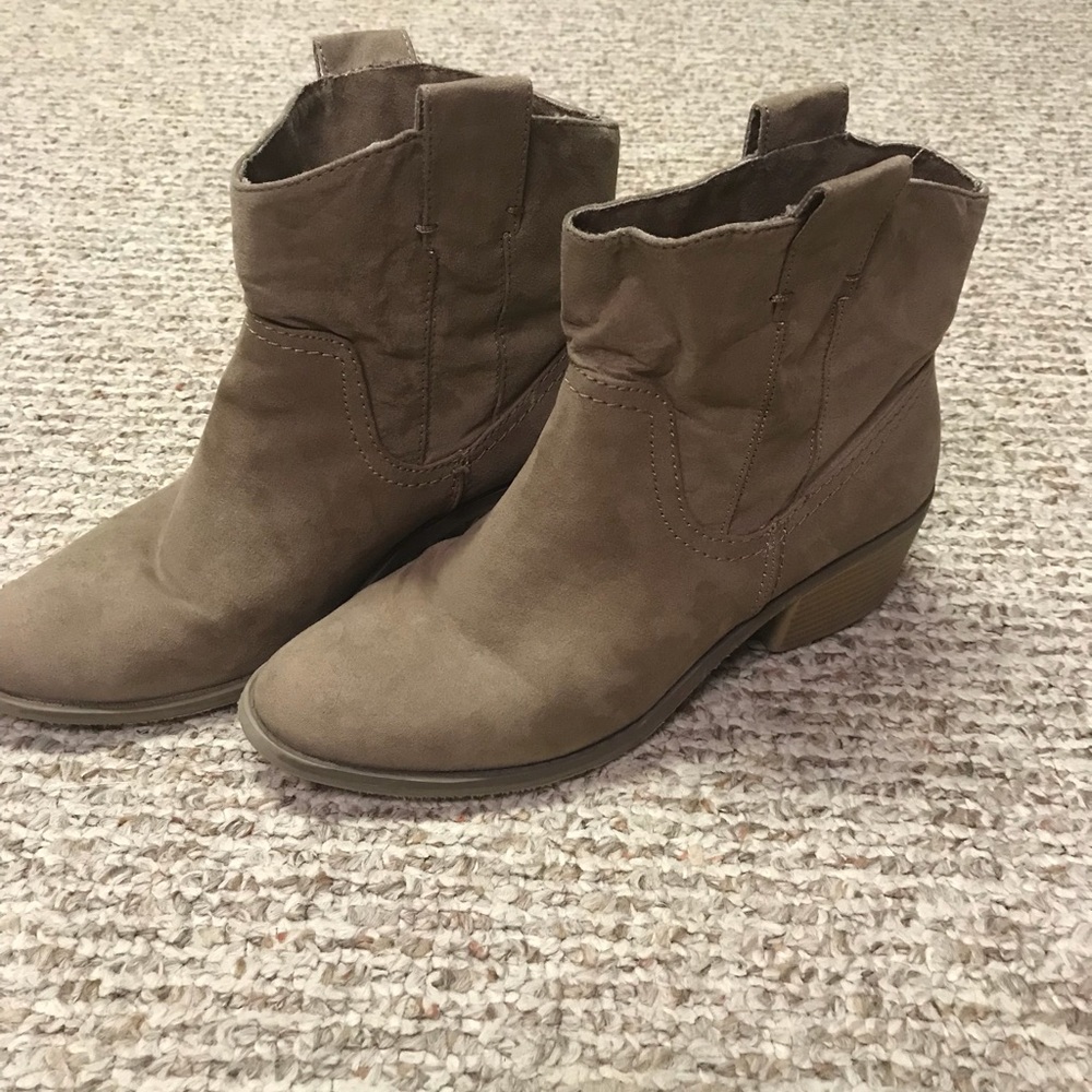 Tan boots